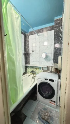 Продам 2х комнатную квартиру на комосе
