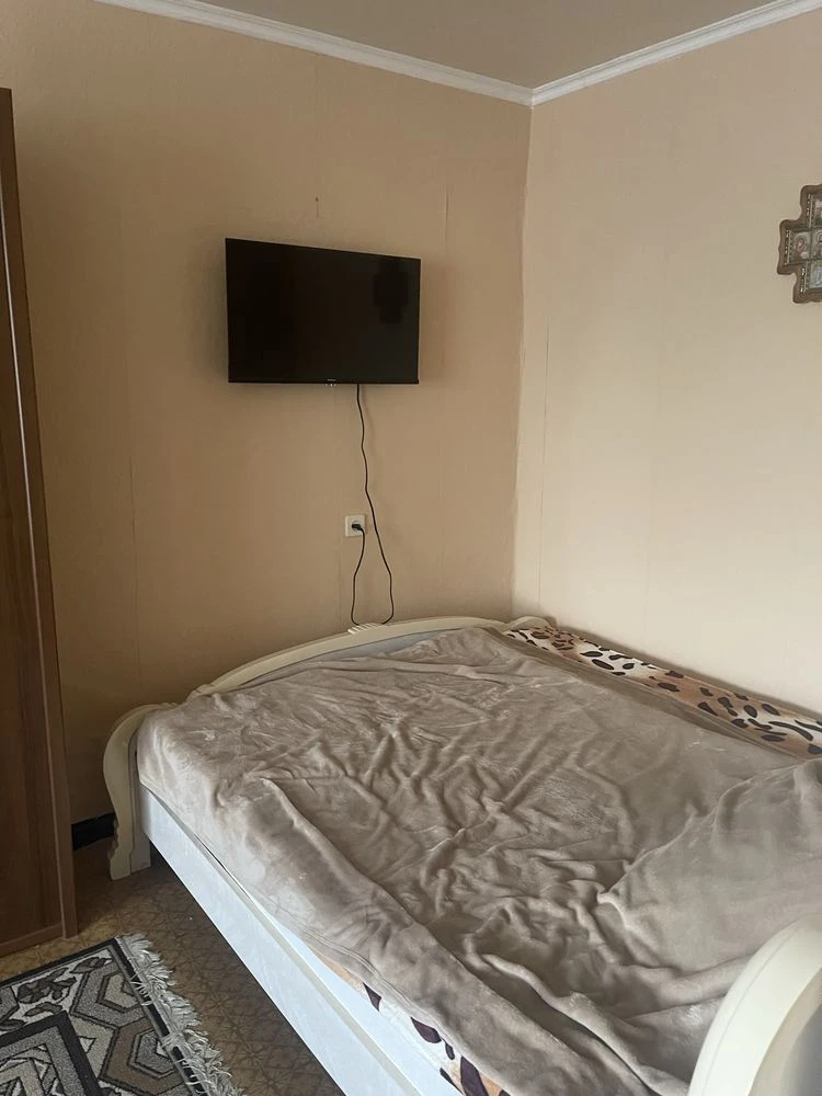 Продам 1 кімнатну квартиру. Кущівка