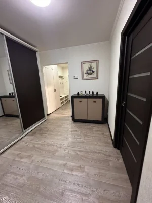 Квартира 2-х комнатная 70м2, от собственника, автономное отопление