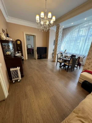 Продаж 5 кімнатної квартири по вул. Київська, 150 м.кв, укри