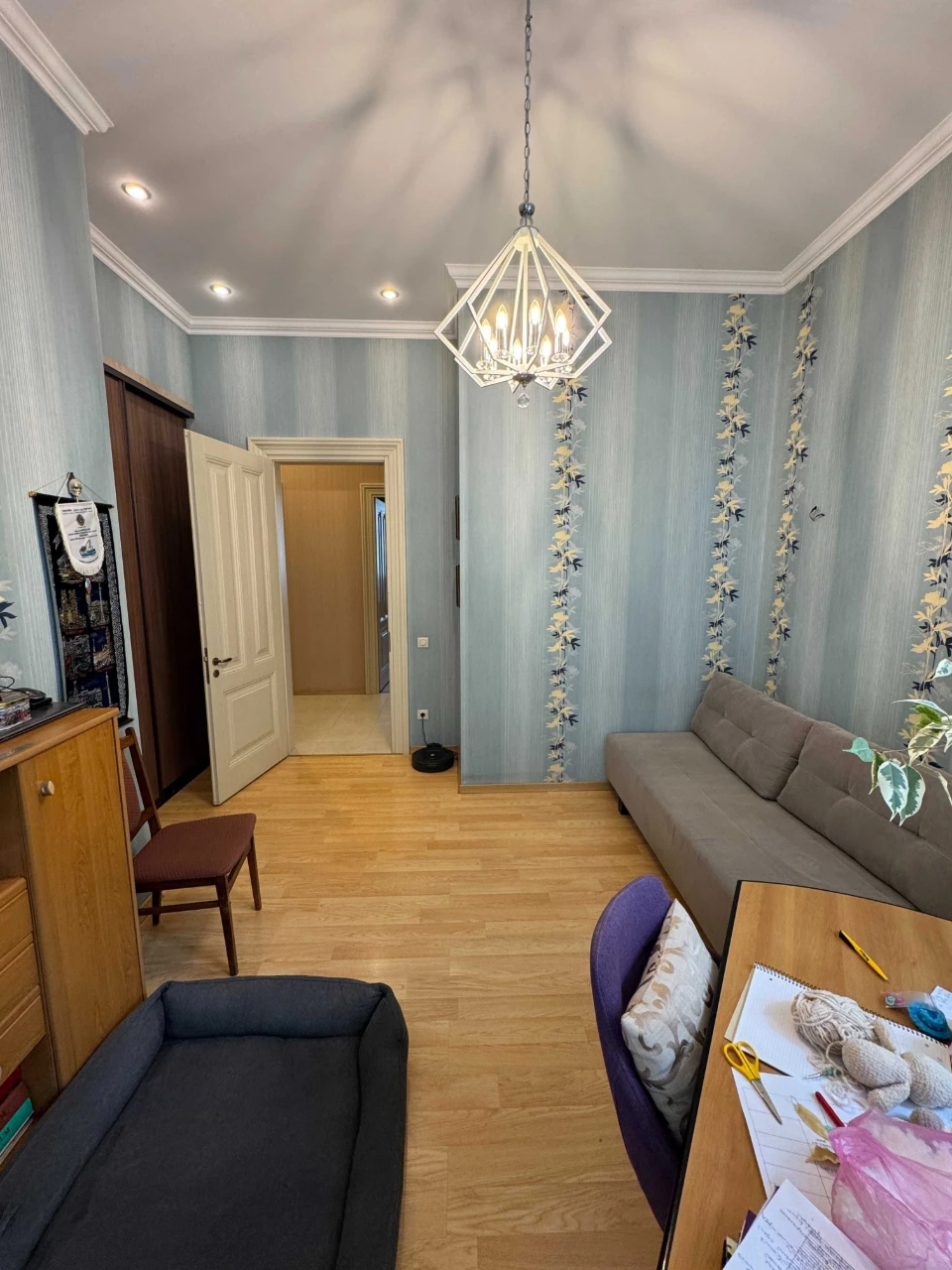 Продаж 5 кімнатної квартири по вул. Київська, 150 м.кв, укри