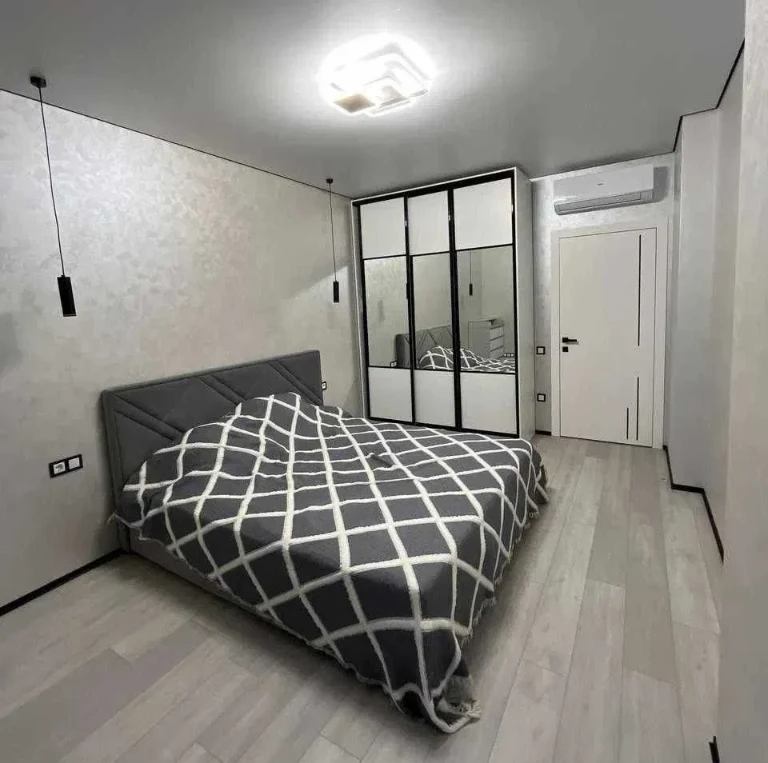 Продаж 1-к. квартири 39/23/15м² ЖК Щасливий вул. Бігова 1089