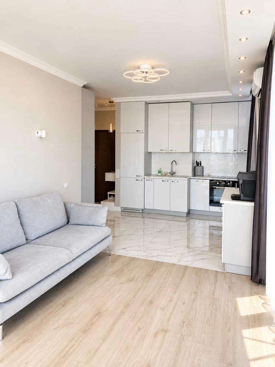 Продаж повністю укомплектованої квартири 62 м² з автономніст