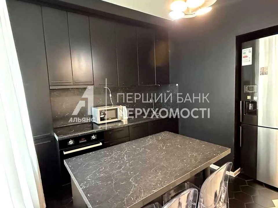 Квартира. Одеса, Валерія Самофалова вул.