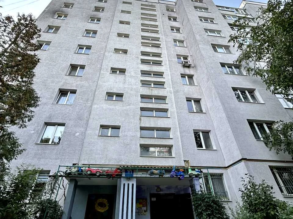 Квартира. Івано-Франківськ, Івана Миколайчука вул.