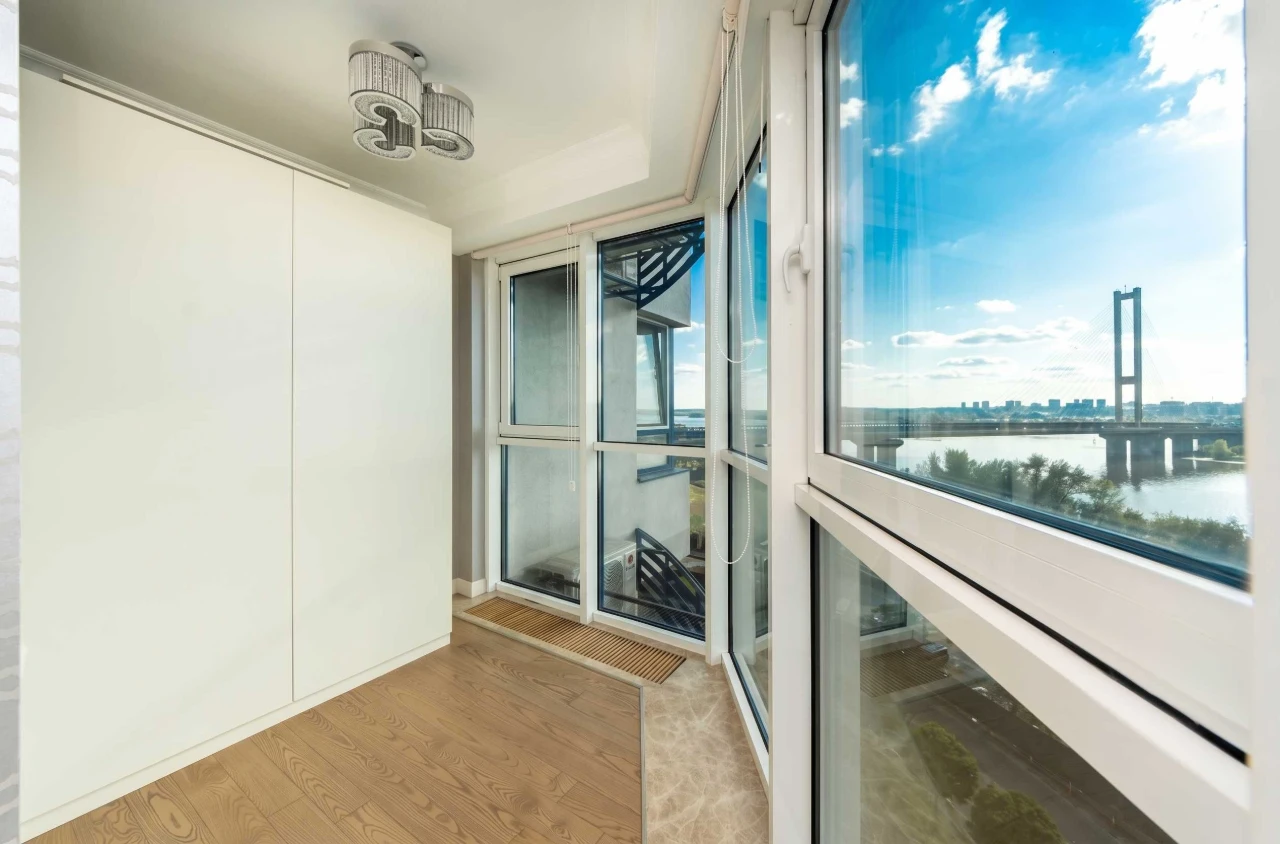 Розкішна видова квартира 124 м² з панорамою Дніпра в ЖК «Зар