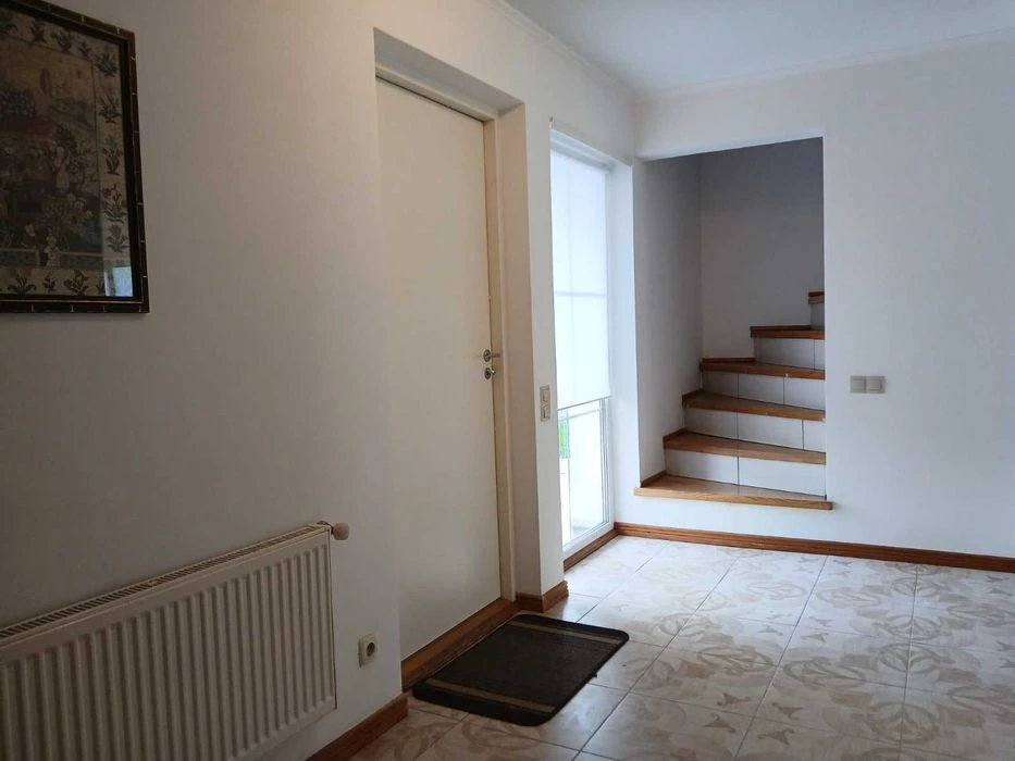 Townhouse for sale with renovation, furniture and appliances.