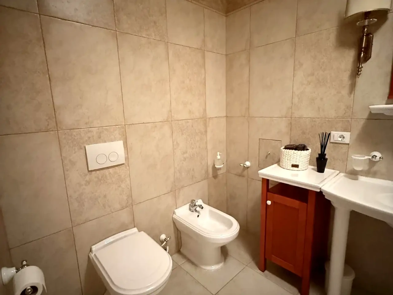 Продаж квартири 2-кімн. 78.2 м² 4/11 пов.