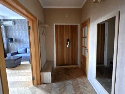 Квартира. Київ, Загорівська вул.