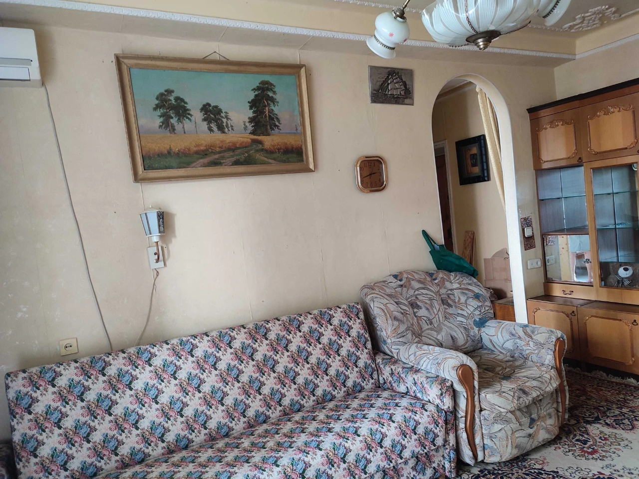 вул. Якубенківська, 1-кімн. В гарному стані з меблями