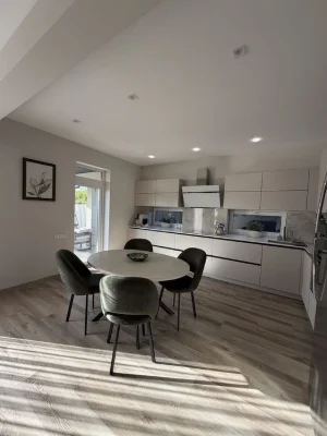 Продаж американки 153м2 | 3 окремі кімнати | 8 соток землі |