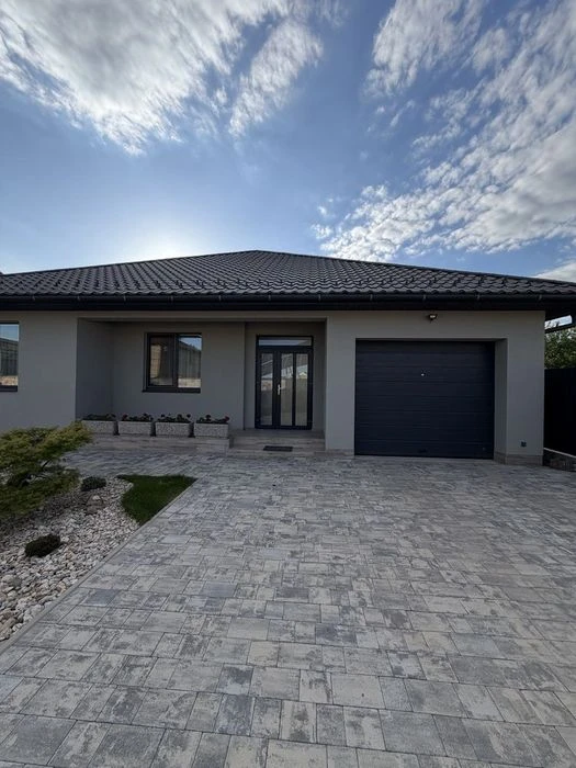 Продаж американки 153м2 | 3 окремі кімнати | 8 соток землі |