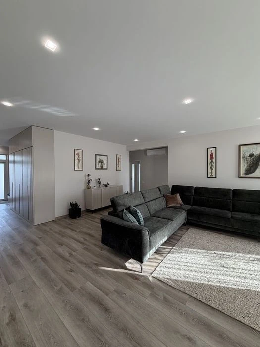 Продаж американки 153м2 | 3 окремі кімнати | 8 соток землі |