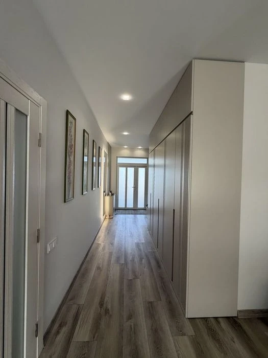 Продаж американки 153м2 | 3 окремі кімнати | 8 соток землі |