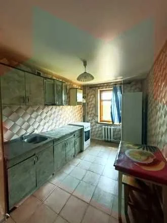 Продаж 3к  квартира  ж/м  Придніпровський    Цегляний будино