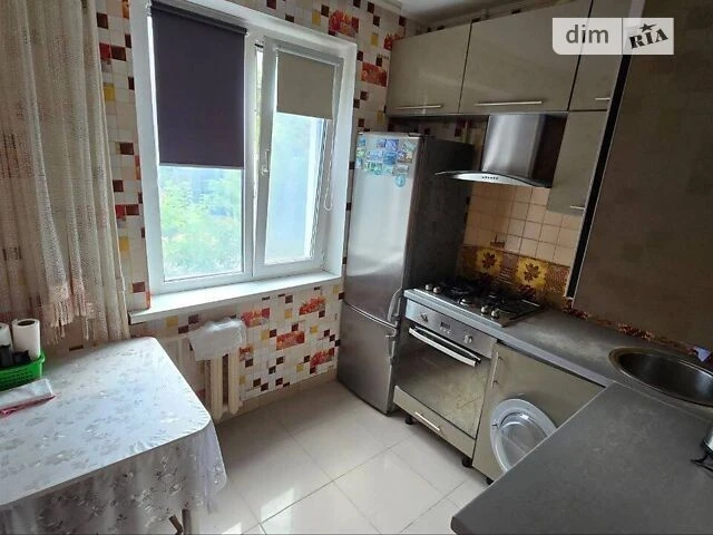Продаж 2-кімнатної квартири 46 м², Бакинська вул., 37