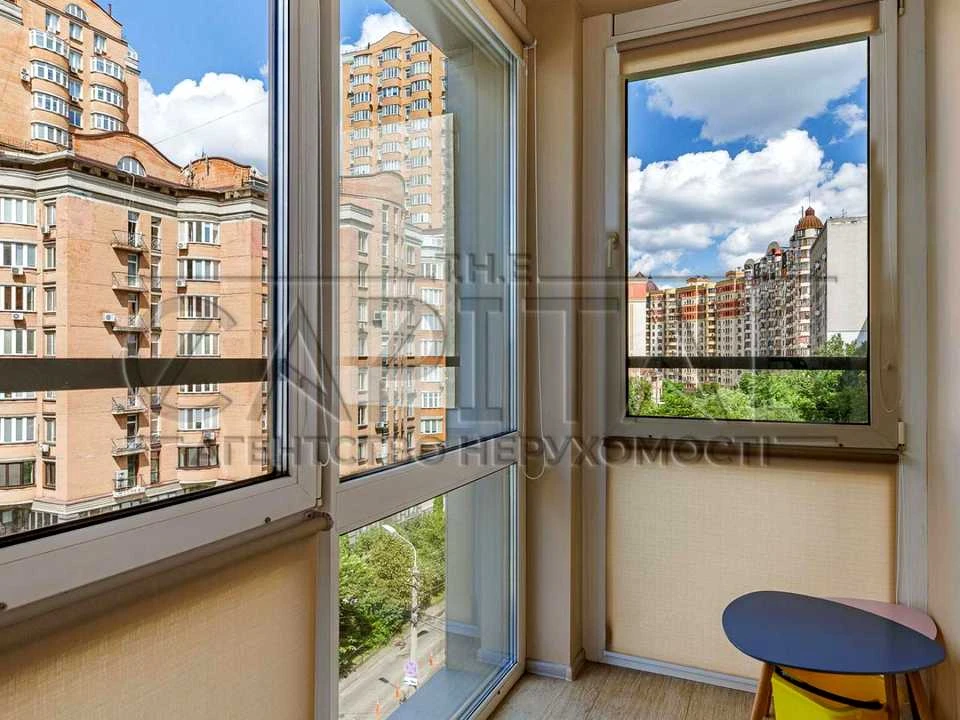 Квартира. Киев, Златоустовская ул.