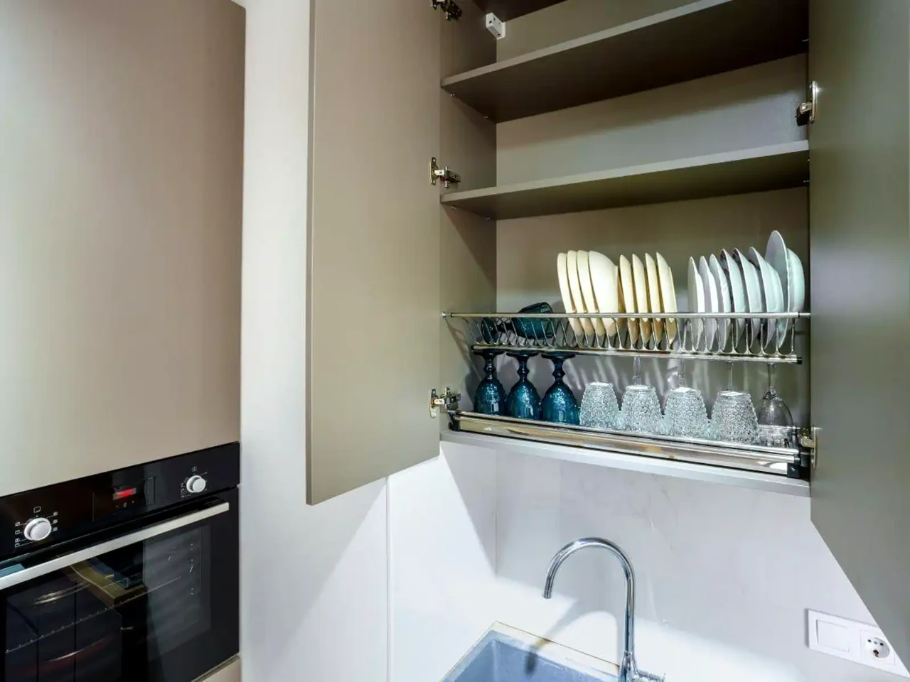 Оренда квартири 1-кімн. 44 м² 18/25 пов.