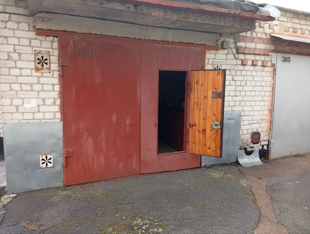 гараж кирпичний 28 м