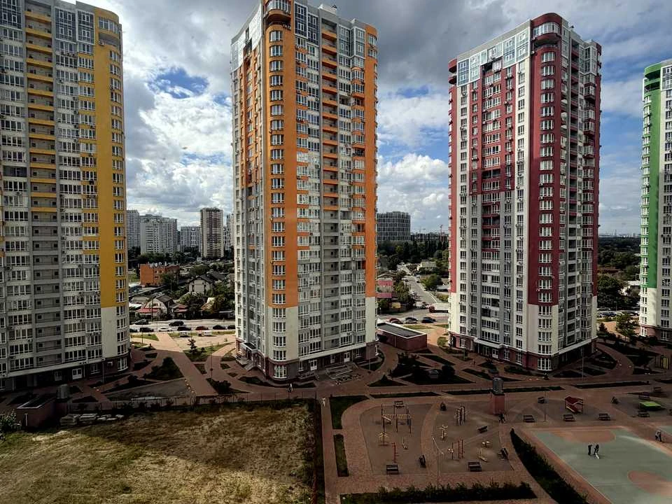 Квартира. Київ, Каховська вул.