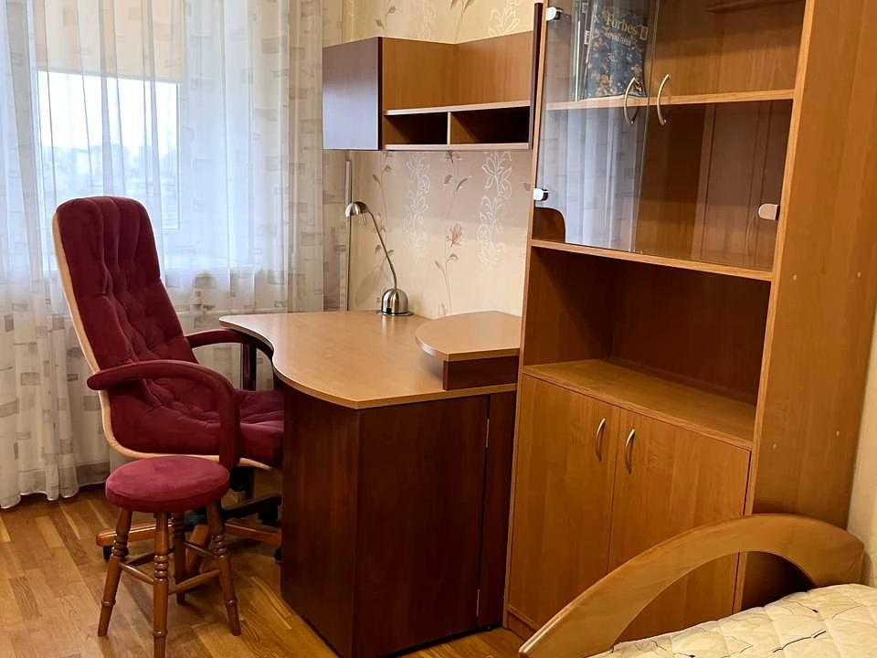 Квартира. Київ, Верховної Ради бульв.