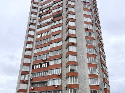 Квартира. Київ, Верховної Ради бульв.