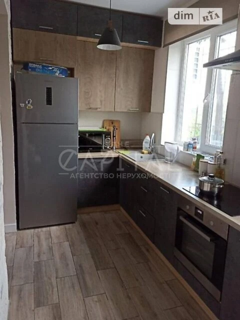 Sale of 6-room apartment 180 sq. m. on Velyka Zhytomyrska 16 •