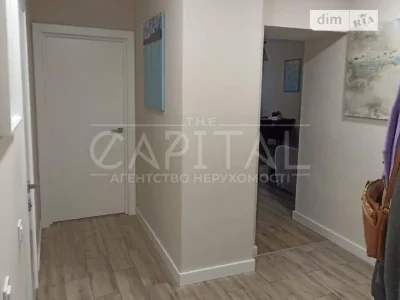 Sale of 6-room apartment 180 sq. m. on Velyka Zhytomyrska 16 •
