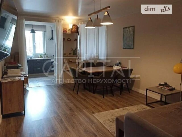 Sale of 6-room apartment 180 sq. m. on Velyka Zhytomyrska 16 •