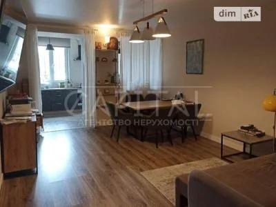 Sale of 6-room apartment 180 sq. m. on Velyka Zhytomyrska 16 •