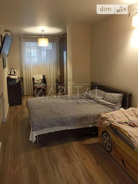 Sale of 6-room apartment 180 sq. m. on Velyka Zhytomyrska 16 •