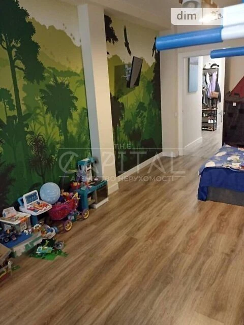 Sale of 6-room apartment 180 sq. m. on Velyka Zhytomyrska 16 •