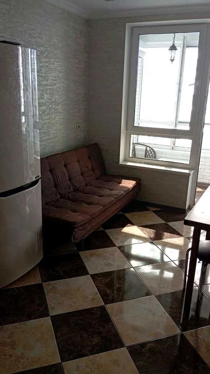 Продаж 1-кімнатної квартири в ЖК «Зарічний» — 3 поверх, 3 хв