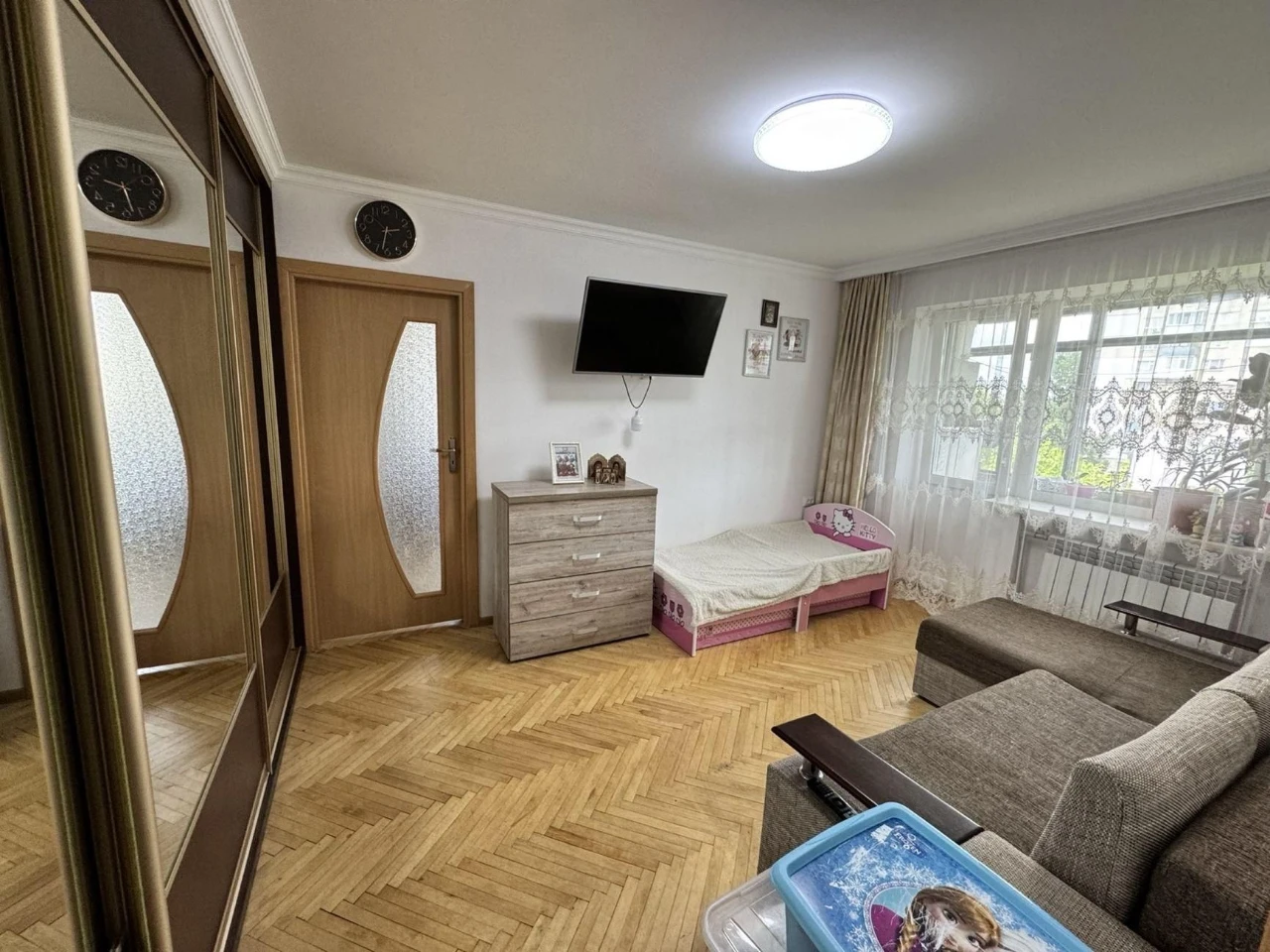 Продаж 2-кімн квартиру з ремонтом, Наукова- Рубчака