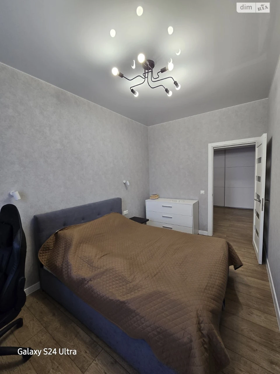 Продаж Квартира Новий