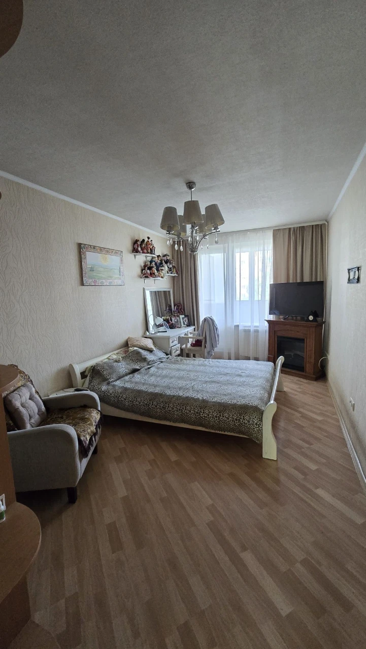 Продам! 3к  м.Салтовское   , Рост