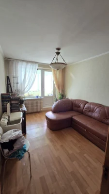 Продам! 3к  м.Салтовское   , Рост