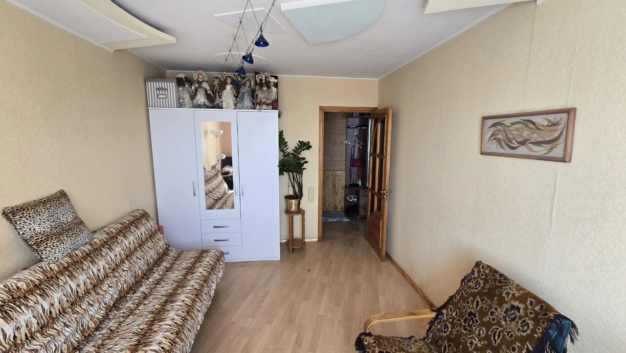 Продам! 3к  м.Салтовское   , Рост