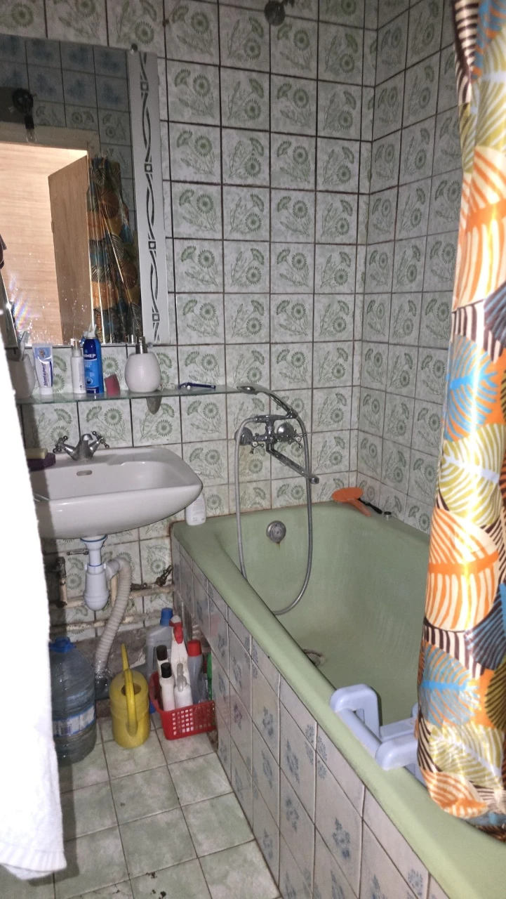 Продам! 3к  м.Салтовское   , Рост