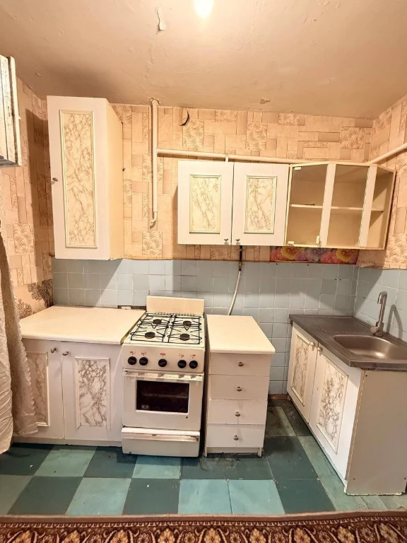 Продам 2к квартиру ж/м Тополь -1/ Шевченковский район