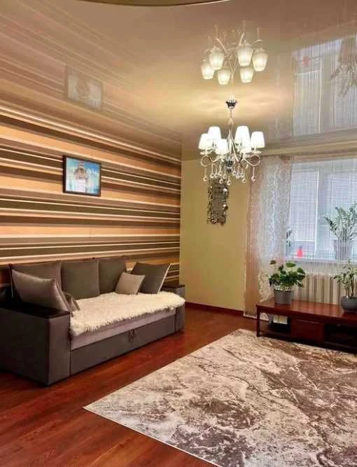 Продам 3-комнатную квартиру в доме "Созидателя"