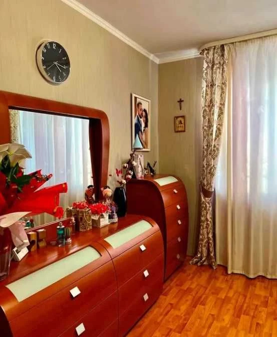 Продам 3-комнатную квартиру в доме "Созидателя"