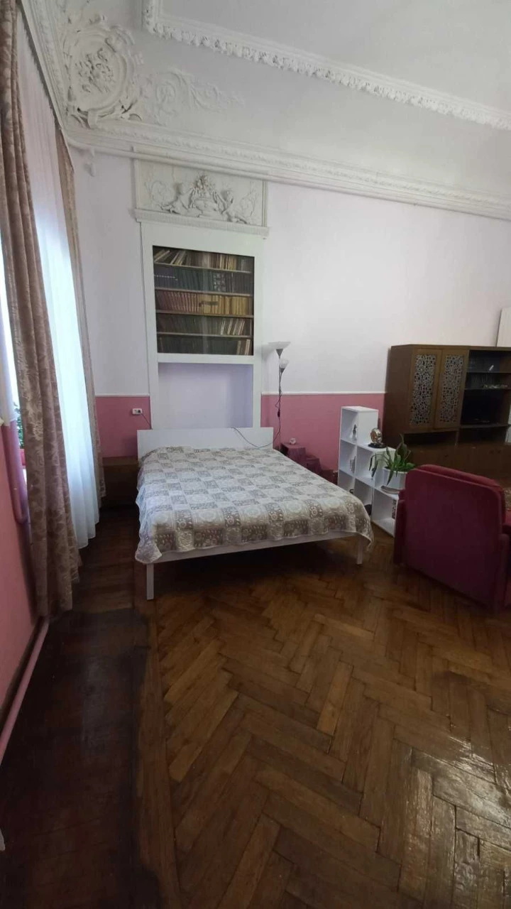 Центр Продам двухкомнатную квартиру на Бунина парк Шевченка