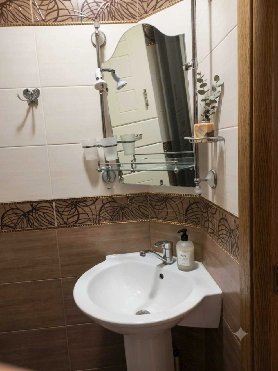 Продам 2 к/к в Корабельном районе (ЭКО маркет)