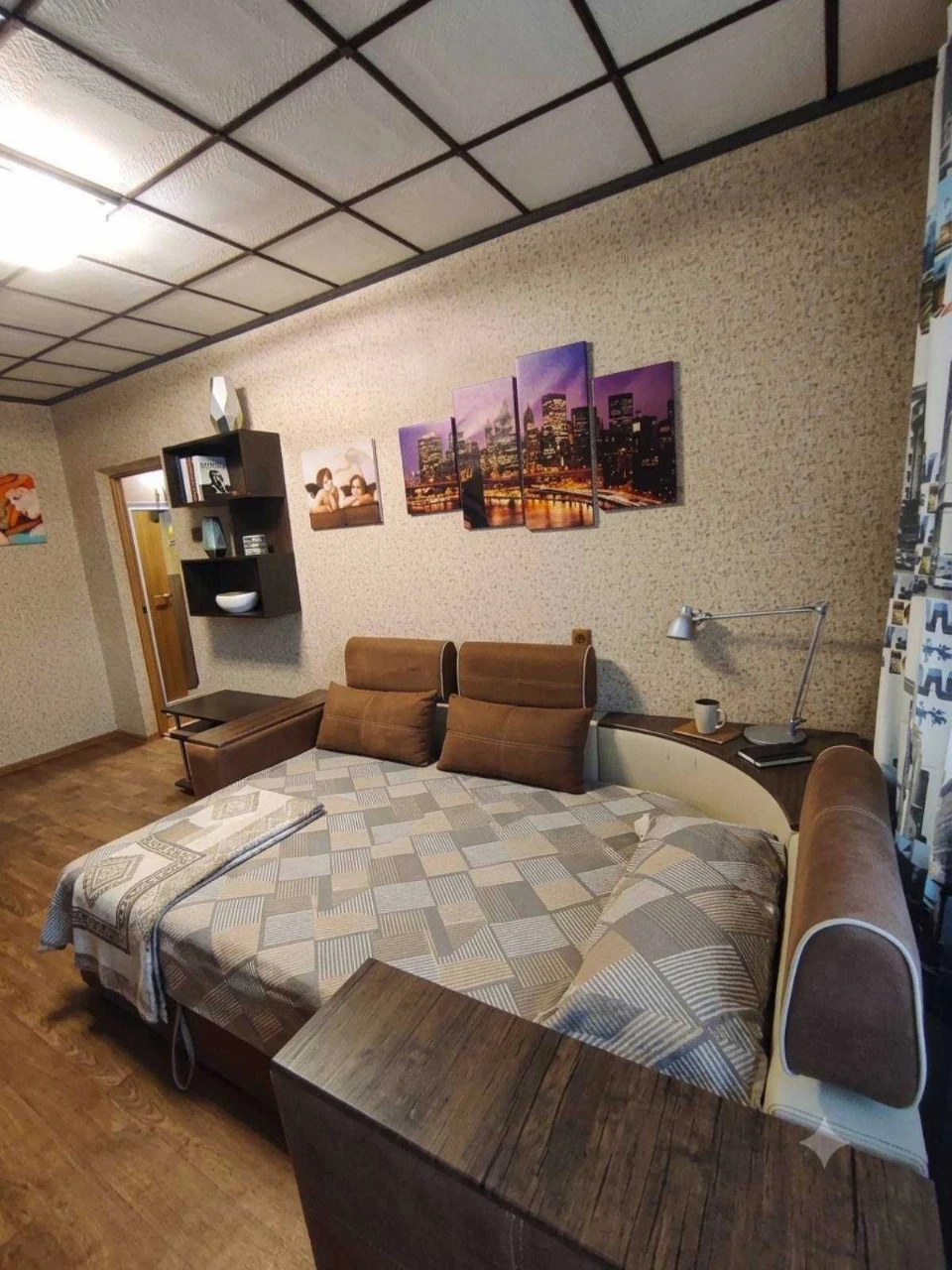 Продам 2 к/к в Корабельном районе (ЭКО маркет)