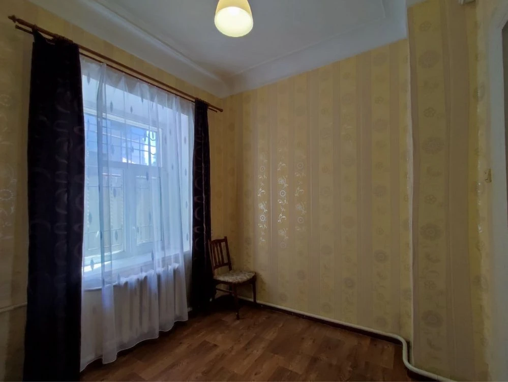 Продам  часть дома . 12-я Продольная. Площадь Победы - Васля