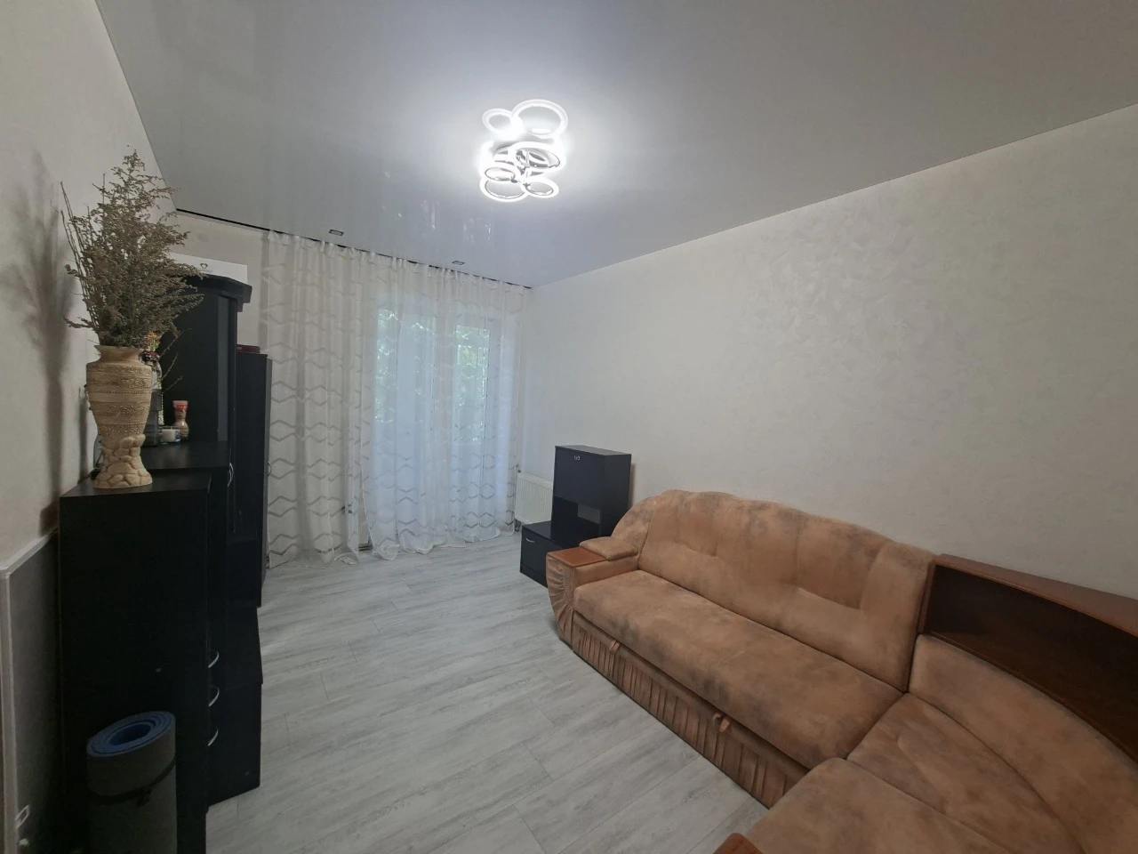 Продам 2х квартиру Центр. Агв.Ремонт.Мебель.