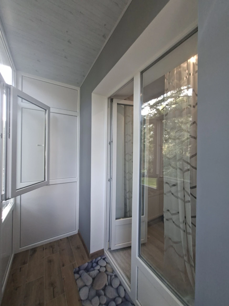 Продам 2х квартиру Центр. Агв.Ремонт.Мебель.
