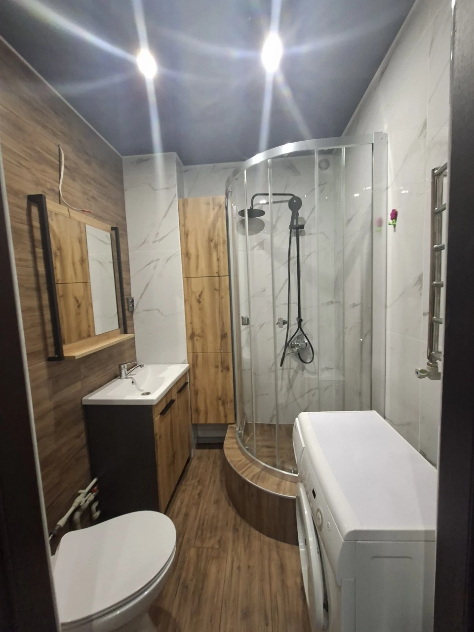 Продам 2х квартиру Центр. Агв.Ремонт.Мебель.