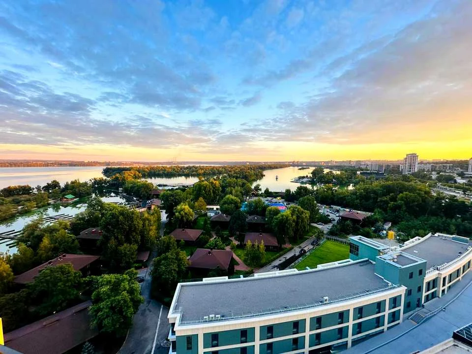 Квартира. Дніпро, Набережна Перемоги вул.